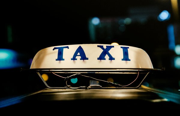 Réservez facilement votre taxi à Lyon Part-Dieu 24/7